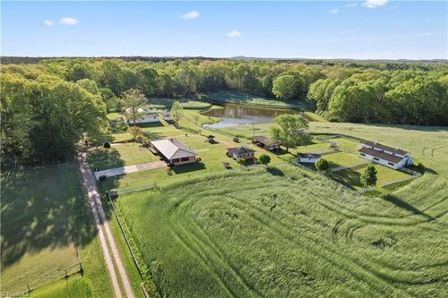 36984 B&C Carter Road, New London, NC, 28127 | Card Image