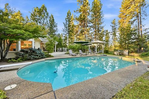 12310 Pine Crest Dr, Grass Valley, CA, 95949-6574 | Card Image
