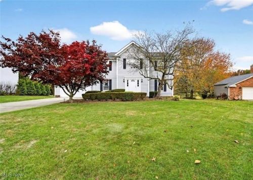 33771 Canterbury Rd, Solon, OH, 44139-5618 | Card Image