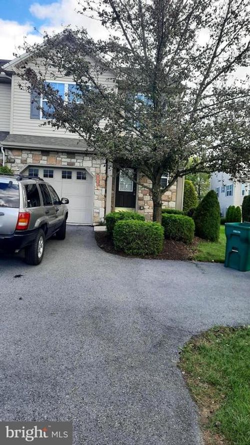 311 Mercury Dr, MECHANICSBURG, PA, 17050-5246 | Card Image