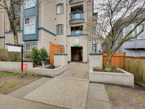 209-688 E 16th Ave, Vancouver, BC, V5T2V4 | Card Image