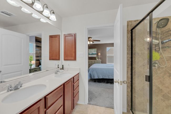 5812 Pescia St, House other with 4 bedrooms, 3 bathrooms and 4 parking in Round Rock TX | Image 5