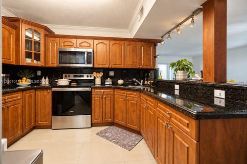 104-1171 Nw 125th Ct, Miami, FL, 33182-2472 | Card Image