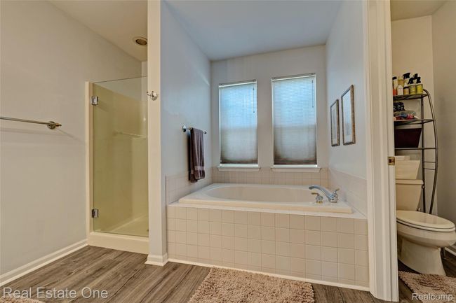 Primary En Suite | Image 13