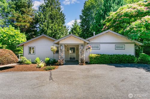 2726 Pioneer Way, Tacoma, WA, 98404-5330 | Card Image