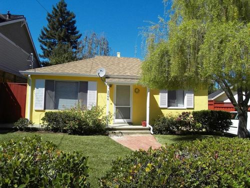 2066 Sterling Ave, Menlo Park, CA, 94025-6016 | Card Image