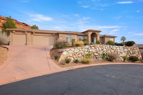 1654 Starling Cir, St. George, UT, 84770-6136 | Card Image
