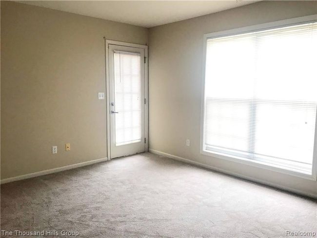 28476 Carlton Way Dr, Condo with 2 bedrooms, 2 bathrooms and null parking in Novi MI | Image 13
