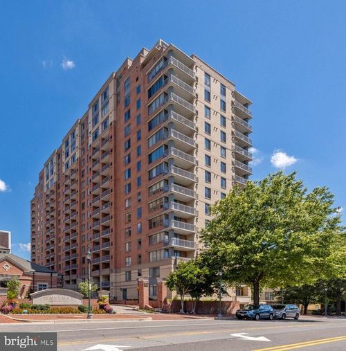 409-11710 Old Georgetown Rd, NORTH BETHESDA, MD, 20852-2678 | Card Image