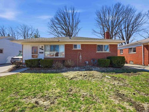 21612 Bon Brae St, Saint Clair Shores, MI, 48081-2243 | Card Image