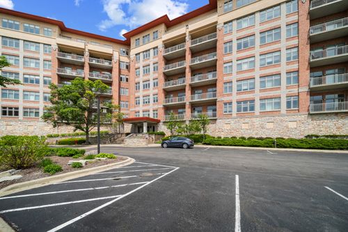 709-100 Prairie Park Dr, Wheeling, IL, 60090-2869 | Card Image