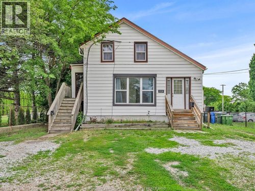 2724 Pillette Rd, Windsor, ON, N8T1R1 | Card Image