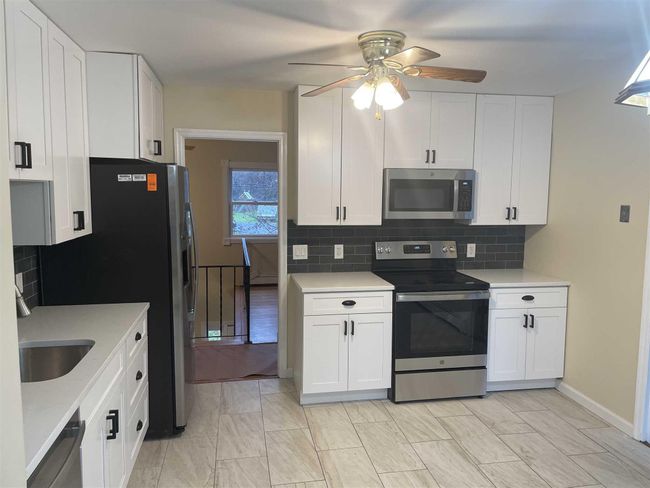 3 Tanglewood Dr, House other with 3 bedrooms, 3 bathrooms and null parking in Wappingers Falls NY | Image 4