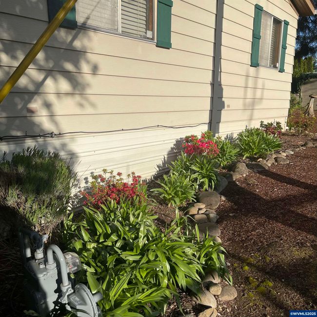 731 Nw Sunset Ct, House other with 3 bedrooms, 2 bathrooms and null parking in Mill City OR | Image 28