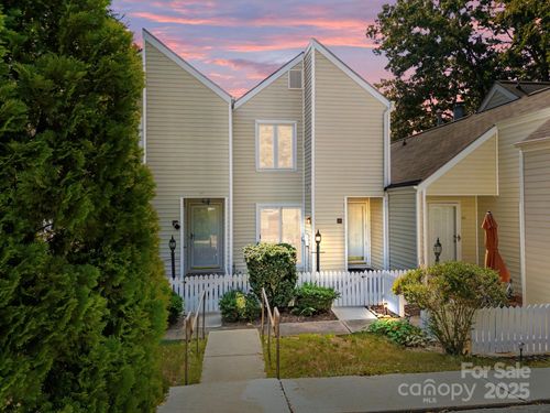 303 Eastwood Dr, Salisbury, NC, 28146-7047 | Card Image