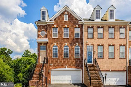 2451 Silk Ct, Oak Hill, VA, 20171-5868 | Card Image