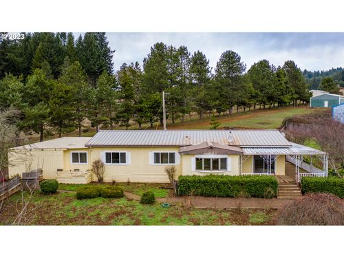 24333 Vaughn Rd, Veneta, OR, 97487-9473 | Card Image