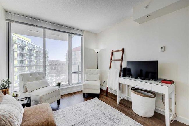901 - 3830 Brentwood Rd Nw, Condo with 2 bedrooms, 1 bathrooms and 1 parking in Calgary AB | Image 8