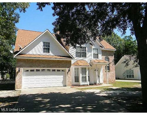 1504 Beachview Dr, Ocean Springs, MS, 39564-9699 | Card Image
