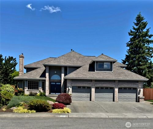 601 152nd Pl Sw, Lynnwood, WA, 98087-2124 | Card Image