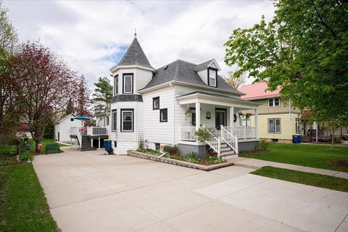 316 N East Avenue, Viroqua, WI, 54665 | Card Image