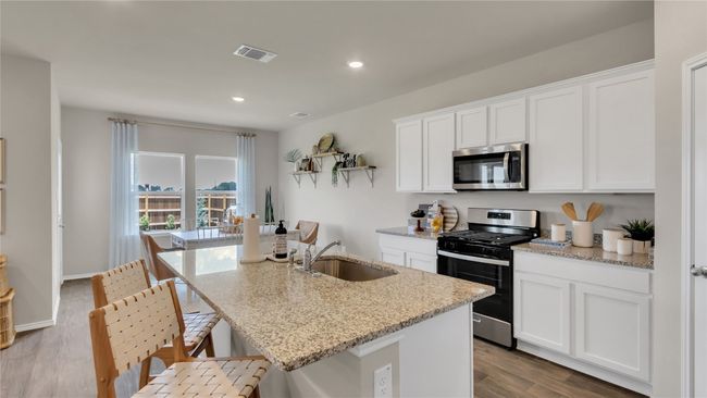 457 Sandringham Loop, House other with 4 bedrooms, 3 bathrooms and 2 parking in Uhland TX | Image 16
