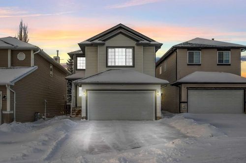 105 Covemeadow Bay Ne, Calgary, AB, T3K6E9 | Card Image