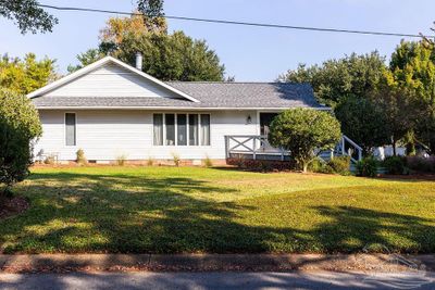 2110 E Lakeview Ave, House other with 3 bedrooms, 2 bathrooms and 2 parking in Pensacola FL | Image 2