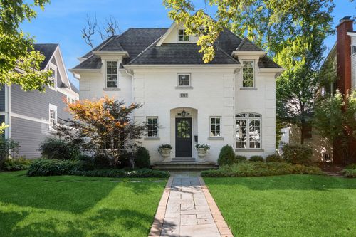 1317 Maple Ave, Wilmette, IL, 60091-2544 | Card Image