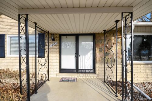 24065 Rockingham St, Southfield, MI, 48033-7030 | Card Image