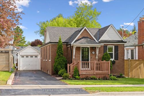 6499 Main St, Stouffville, ON, L4A1H1 | Card Image