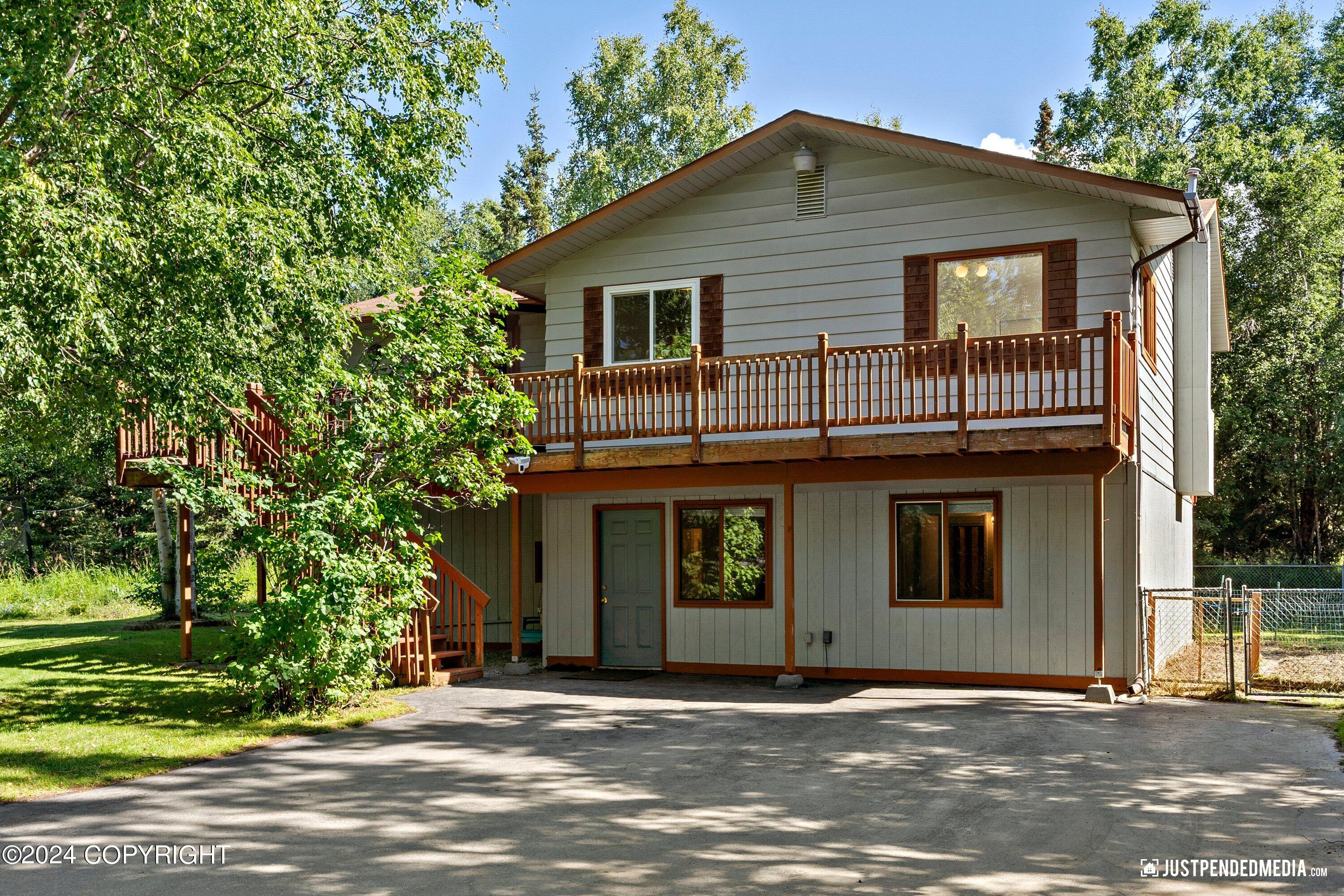 Riverton Ave, Anchorage, AK 99516