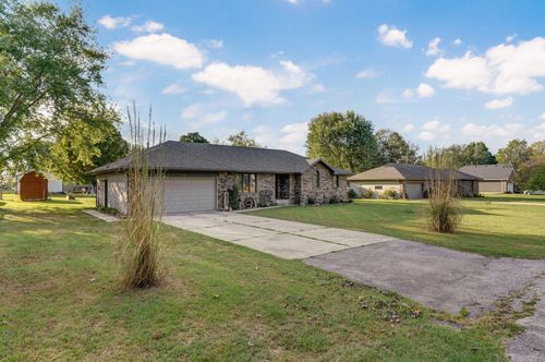 119 N Oak Grove St, Marshfield, MO, 65706-2355 | Card Image