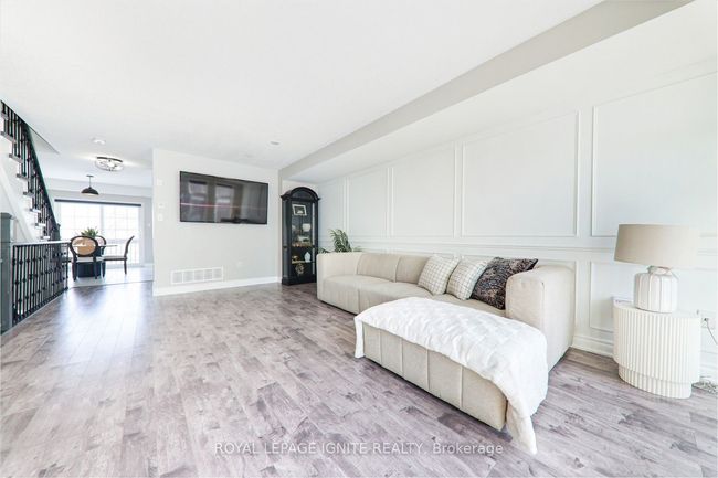 2 - 2603 Deputy Minister Path, Condo with 3 bedrooms, 3 bathrooms and 1 parking in Oshawa ON | Image 9