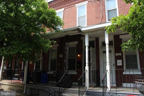 709 Berkley St, Camden, NJ, 08103-1525 | Card Image
