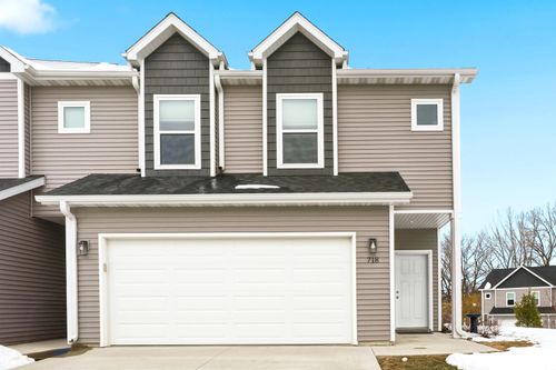718 Spruce Needle Lane, Cedar Falls, IA, 50613 | Card Image