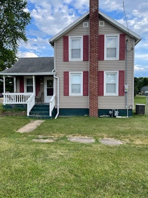 219 Railroad St, Sheffield, IL, 61361-9181 | Card Image