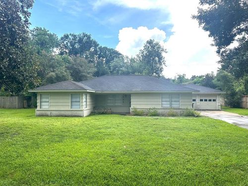 9337 Walterville Rd, Houston, TX, 77080-7421 | Card Image