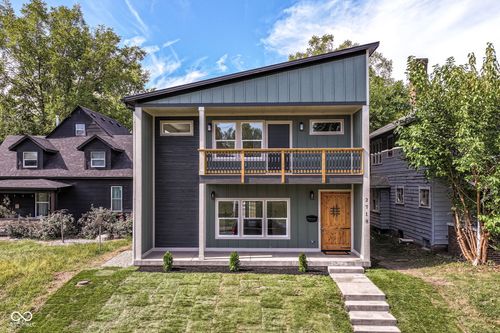 2718 Boulevard Pl, Indianapolis, IN, 46208-5626 | Card Image