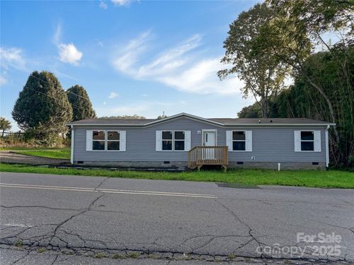 12 Addie Ln, Waynesville, NC, 28786-1706 | Card Image