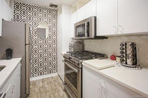 2c-711 Shore Rd, Long Beach, NY, 11561-4707 | Card Image