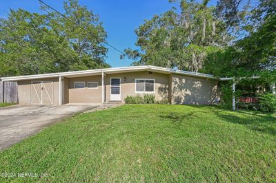 447 Ameca Avenue, House other with 3 bedrooms, 2 bathrooms and null parking in Orange Park FL | Image 1