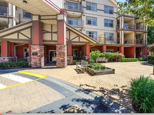 415-2511 King George Blvd, Surrey, BC, V4P0C7 | Card Image