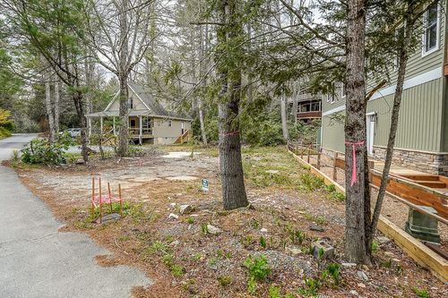 35 Pine Loop, Newland, NC, 28657-8417 | Card Image