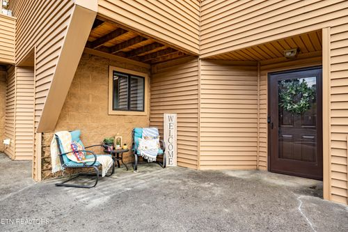 430 Olympia Dr, Maryville, TN, 37804-5700 | Card Image