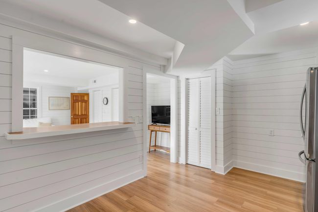 kitchenette | Image 43