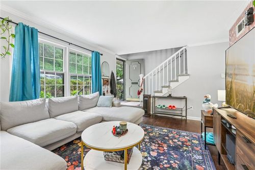 168 Barone Pl Nw, Atlanta, GA, 30327-1002 | Card Image