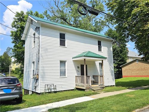 1019 School St, Indiana, PA, 15701-2660 | Card Image