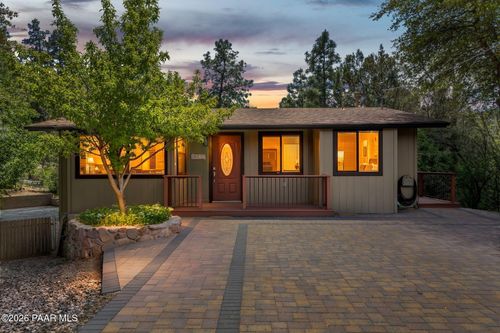 2087 W Redwood Way, Prescott, AZ, 86303-6029 | Card Image
