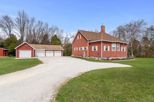 1712 Crystal Springs Rd, Two Rivers, WI, 54241 | Card Image